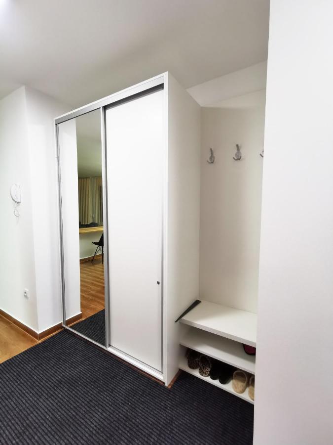 Lux Family Apartment Vidanovic Pirot Exterior foto